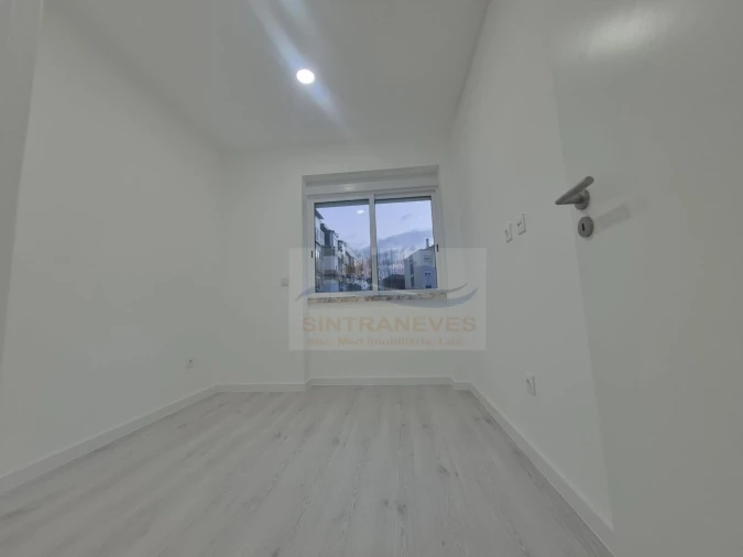 Apartamento T2 para Venda em Almada, Cova da Piedade, Pragal e Cacilhas Foto 6