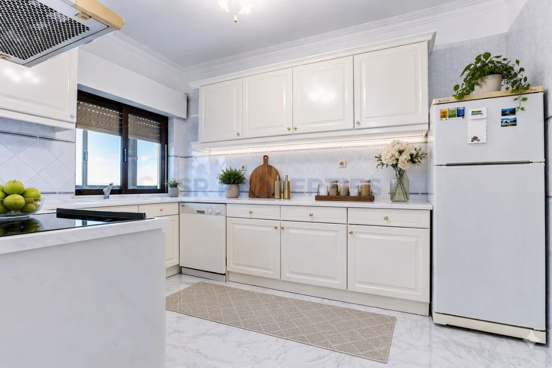 Apartamento T3 para Venda em Quarteira Foto 50