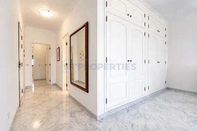 Apartamento T3 para Venda em Quarteira