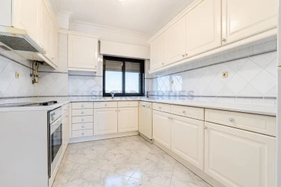 Apartamento T3 para Venda em Quarteira
