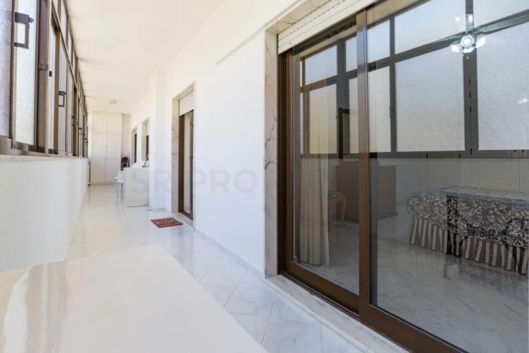 Apartamento T3 para Venda em Quarteira Foto 22