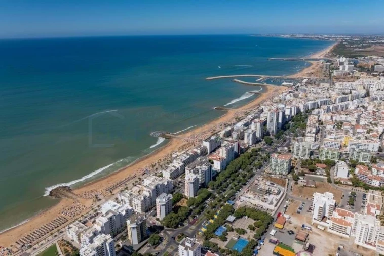 Apartamento T3 para Venda em Quarteira Foto 43