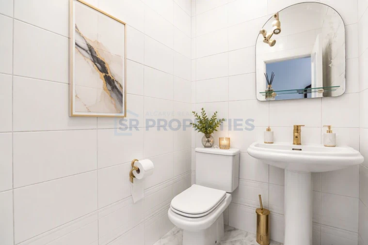 Apartamento T3 para Venda em Quarteira Foto 54
