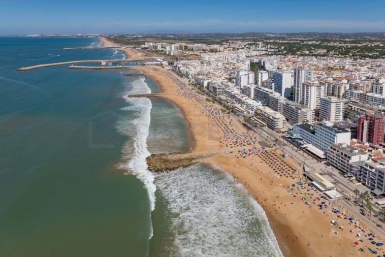 Apartamento T3 para Venda em Quarteira Foto 39