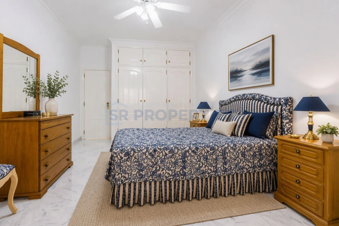 Apartamento T3 para Venda em Quarteira Foto 34