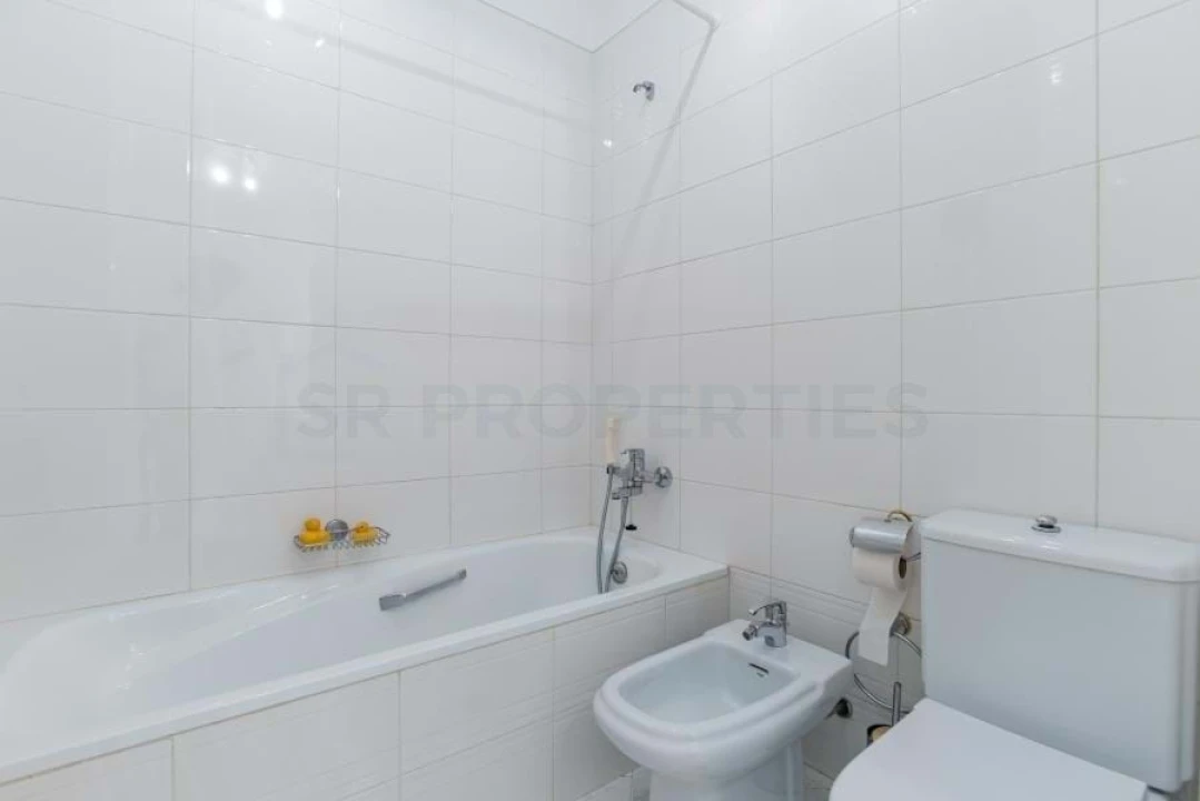 Apartamento T3 para Venda em Quarteira Foto 19