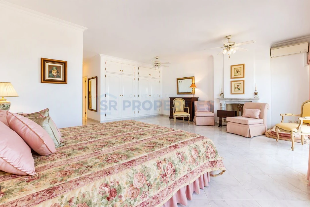 Apartamento T3 para Venda em Quarteira Foto 39