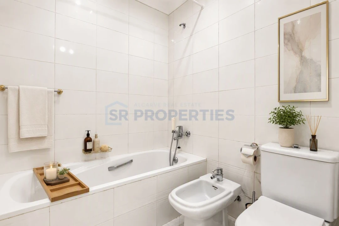 Apartamento T3 para Venda em Quarteira Foto 28