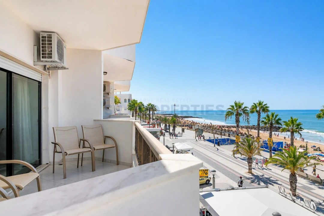 Apartamento T3 para Venda em Quarteira Foto 1