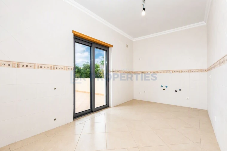 Moradia T4 para Venda em Loule (São Sebastião) Foto 49