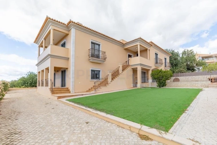 Moradia T6 para Venda em Loule (São Sebastião) Foto 29