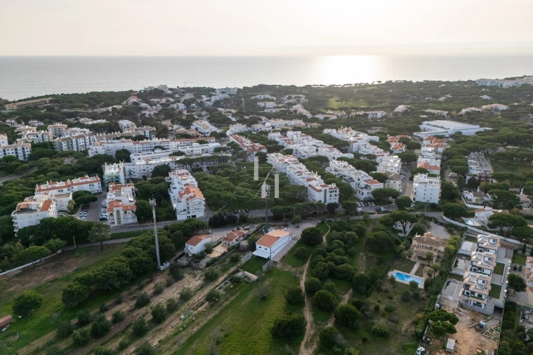 Apartamento T3 para Venda em Albufeira e Olhos de Água Foto 22