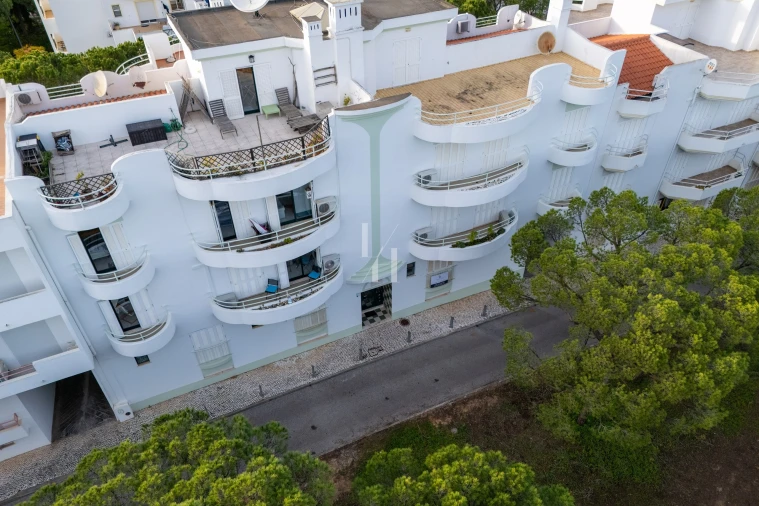 Apartamento T3 para Venda em Albufeira e Olhos de Água Foto 24
