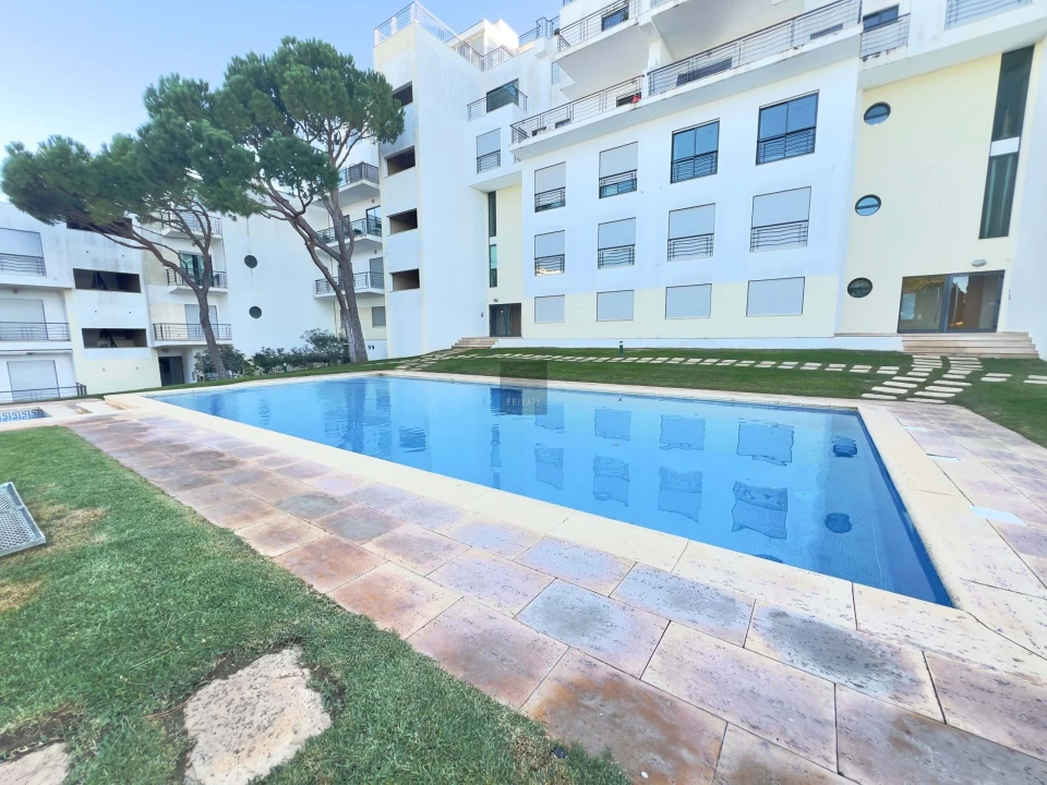 Apartamento T3 para Arrendamento em Albufeira e Olhos de Água Foto 1