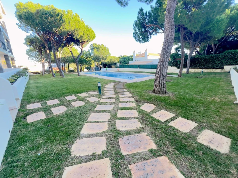 Apartamento T3 para Arrendamento em Albufeira e Olhos de Água Foto 28