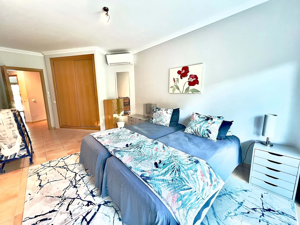 Apartamento T3 para Arrendamento em Albufeira e Olhos de Água Foto 21