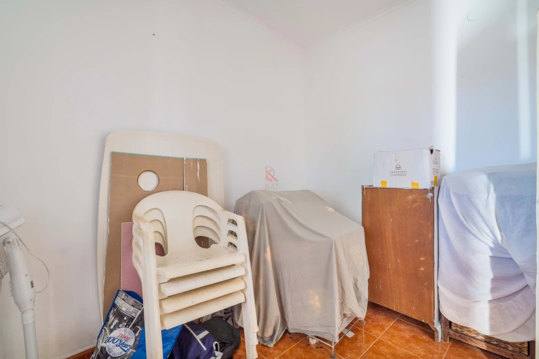 Moradia T5 para Venda em Lagos (São Sebastião e Santa Maria) Foto 15