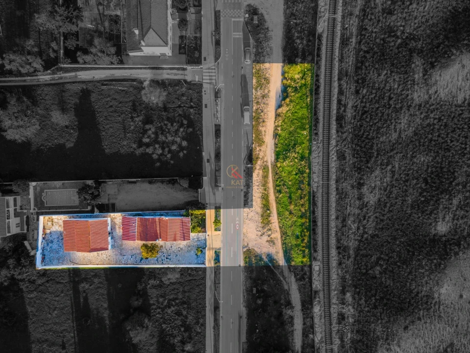 Moradia T5 para Venda em Lagos (São Sebastião e Santa Maria) Foto 33