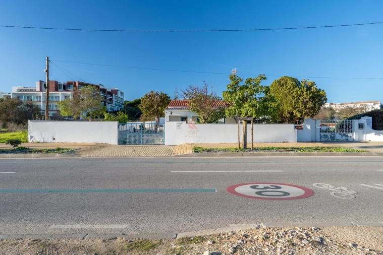 Moradia T5 para Venda em Lagos (São Sebastião e Santa Maria) Foto 34