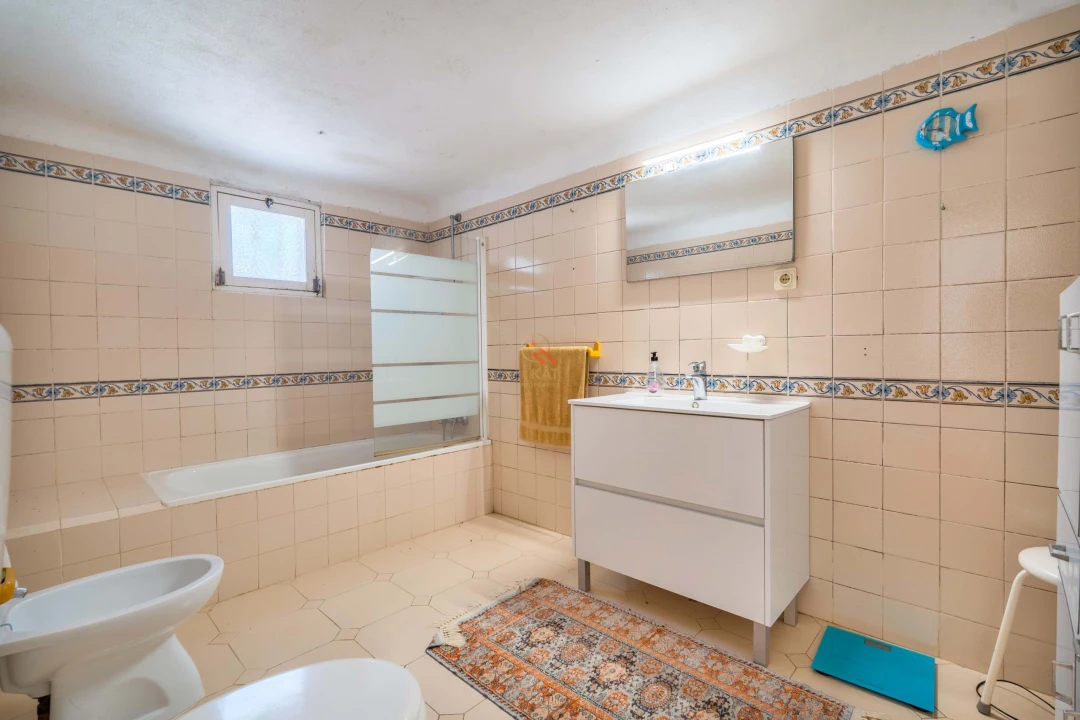 Moradia T5 para Venda em Lagos (São Sebastião e Santa Maria) Foto 20