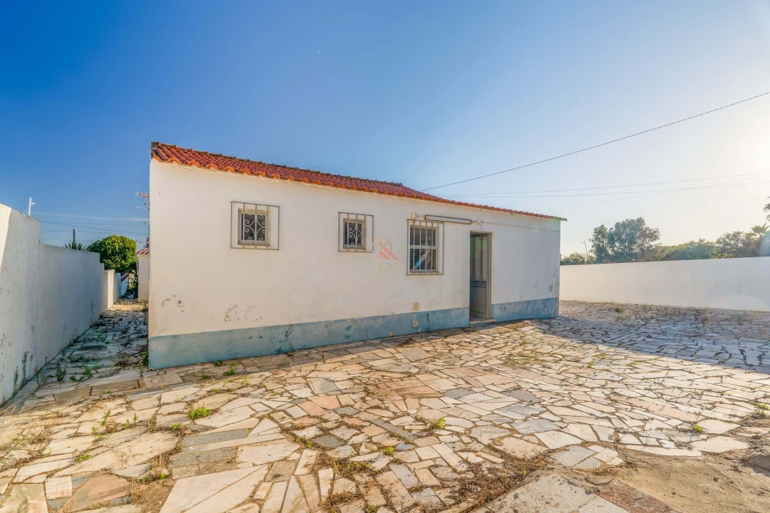 Moradia T5 para Venda em Lagos (São Sebastião e Santa Maria) Foto 22