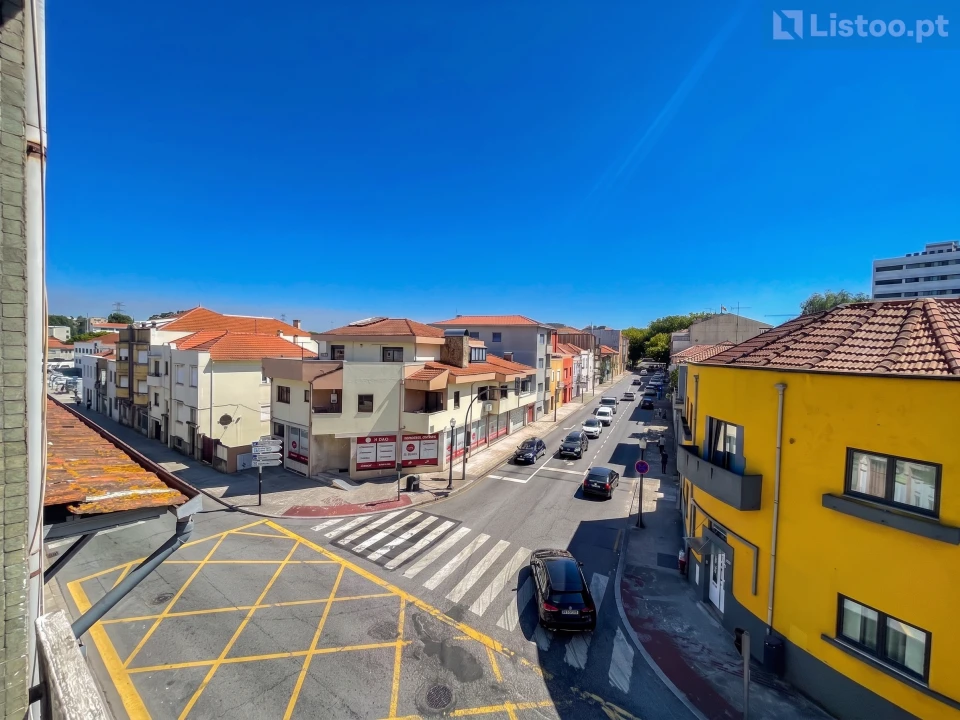 Apartamento T5 para Venda em Paranhos Foto 5