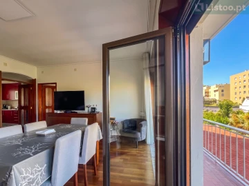 Apartamento T5 para Venda em Paranhos