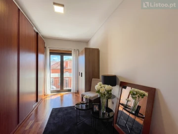 Apartamento T5 para Venda em Paranhos