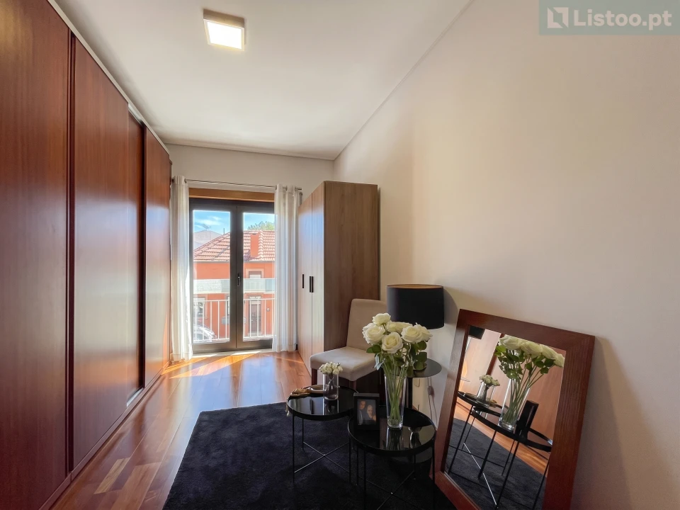 Apartamento T5 para Venda em Paranhos Foto 24