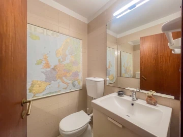 Apartamento T5 para Venda em Aldoar, Foz do Douro e Nevogilde
