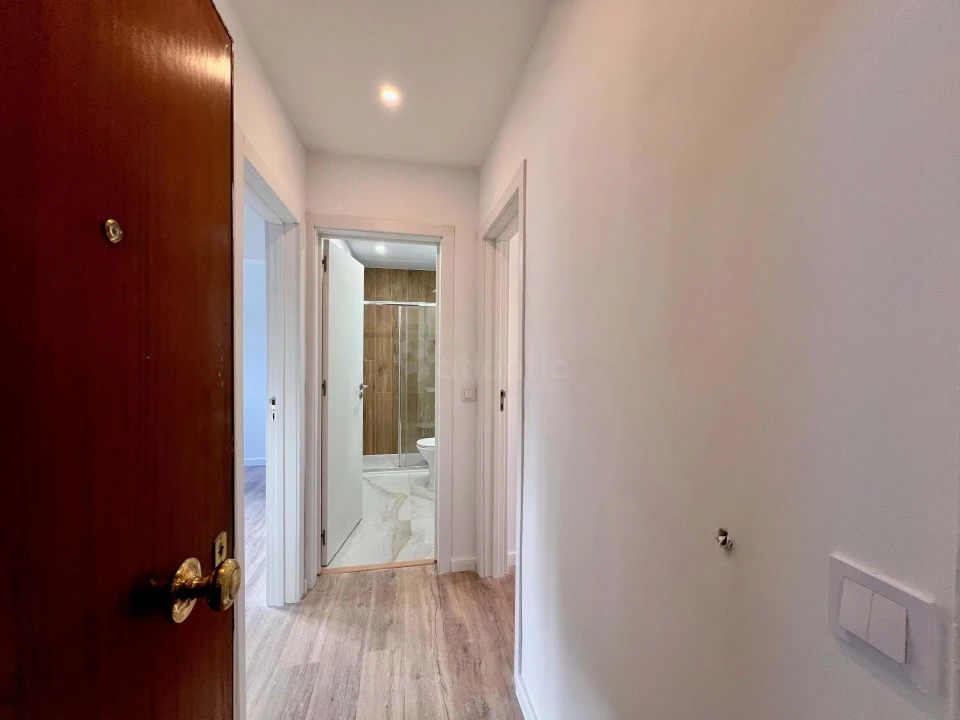 Apartamento T1 para Venda em Porto Salvo Foto 7