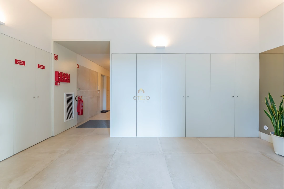 Apartamento T2 para Venda em Moscavide e Portela Foto 26