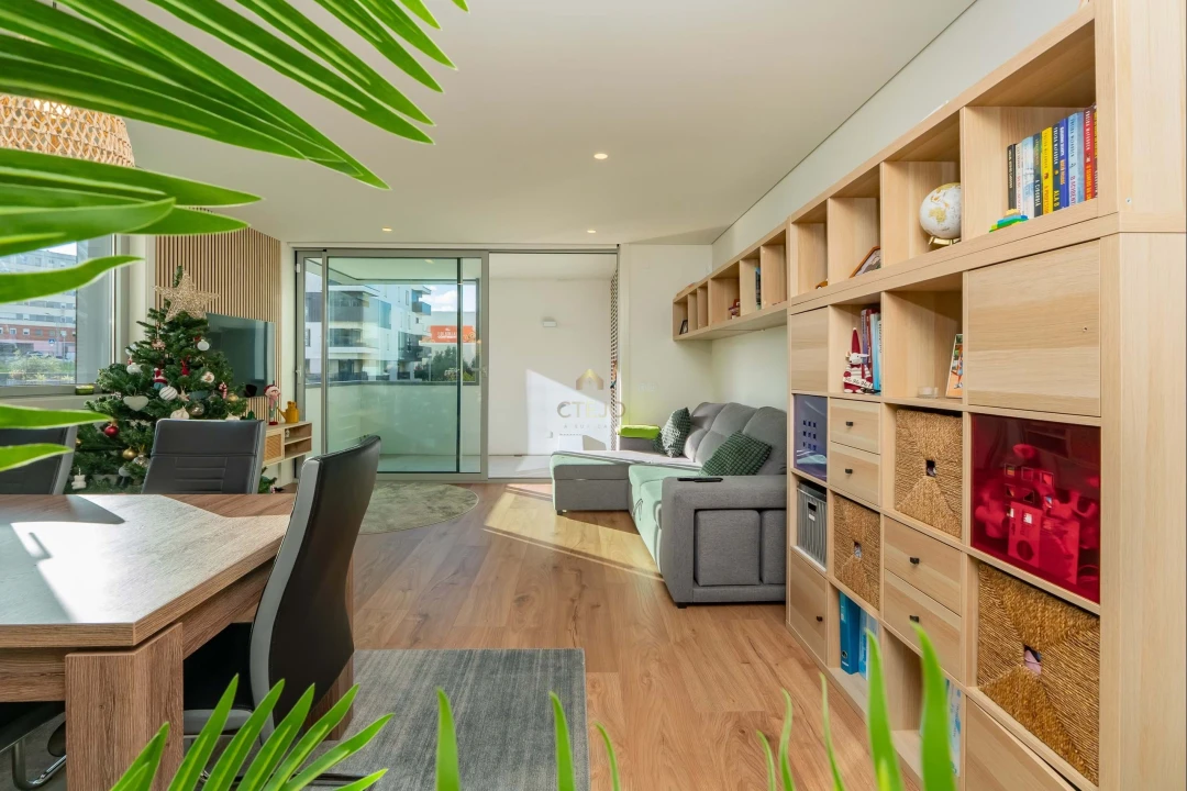 Apartamento T2 para Venda em Moscavide e Portela Foto 3