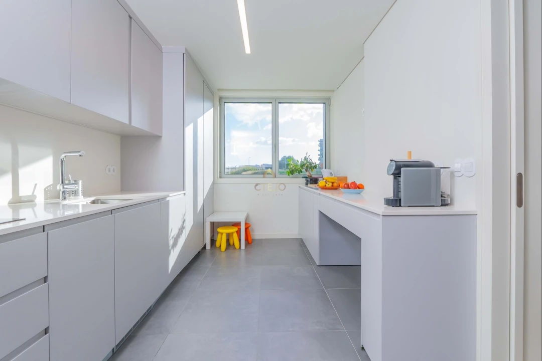 Apartamento T2 para Venda em Moscavide e Portela Foto 9