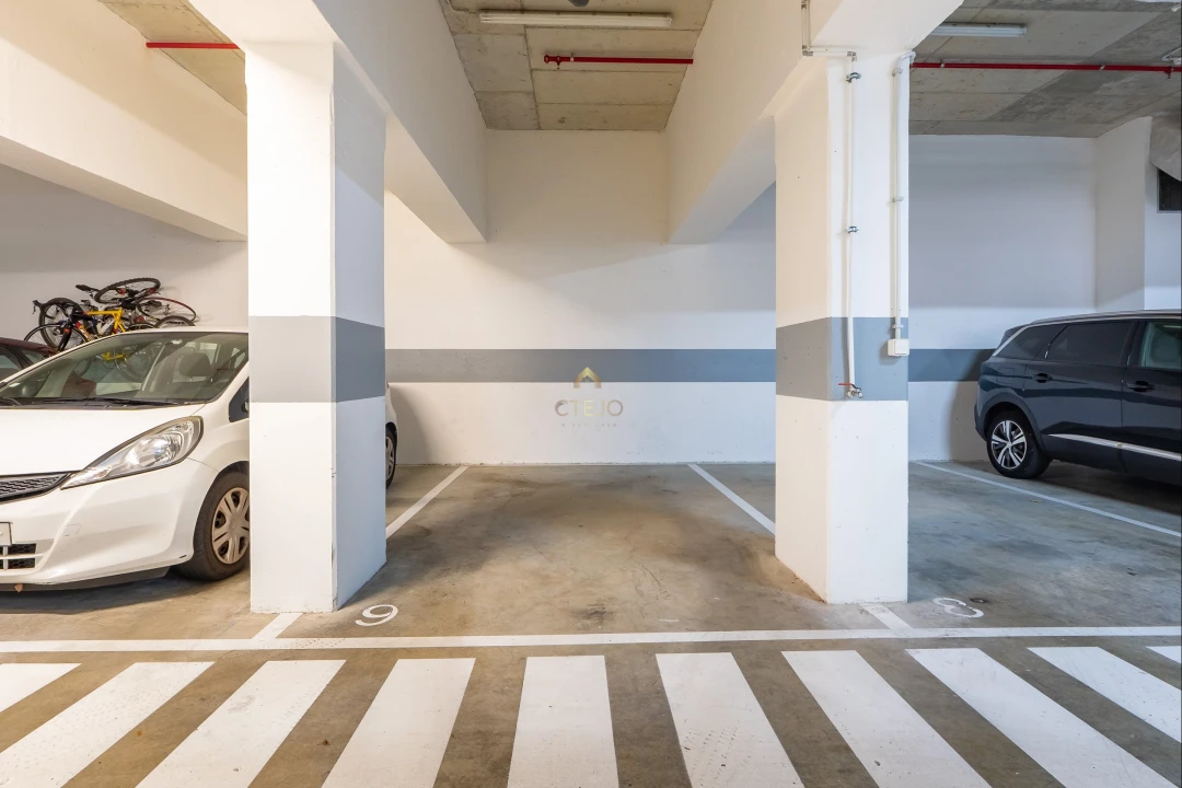 Apartamento T2 para Venda em Moscavide e Portela Foto 34