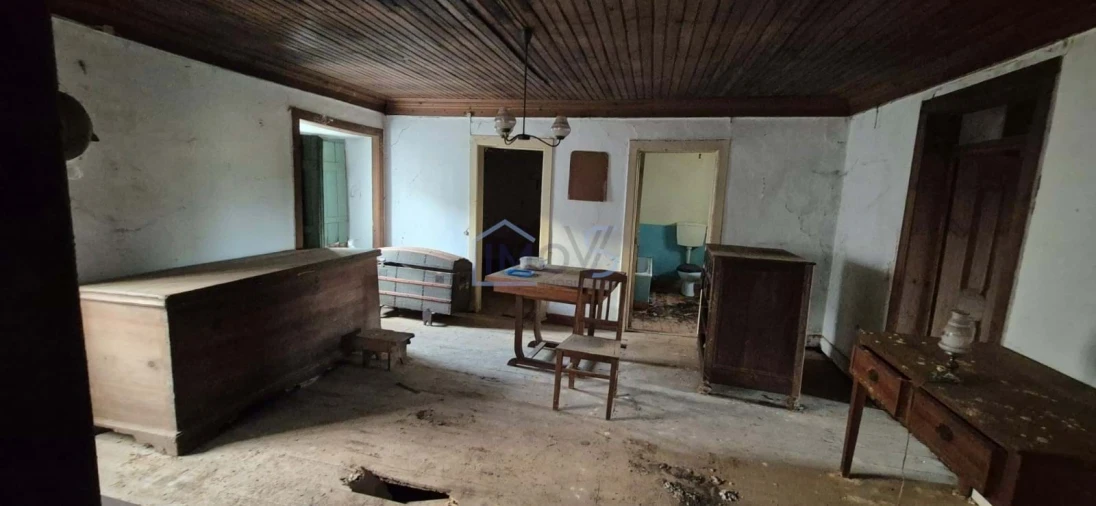 Moradia T2 para Venda em Aguas Belas Foto 9