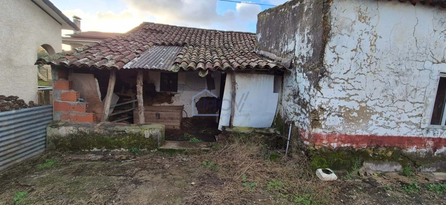 Moradia T2 para Venda em Aguas Belas Foto 27