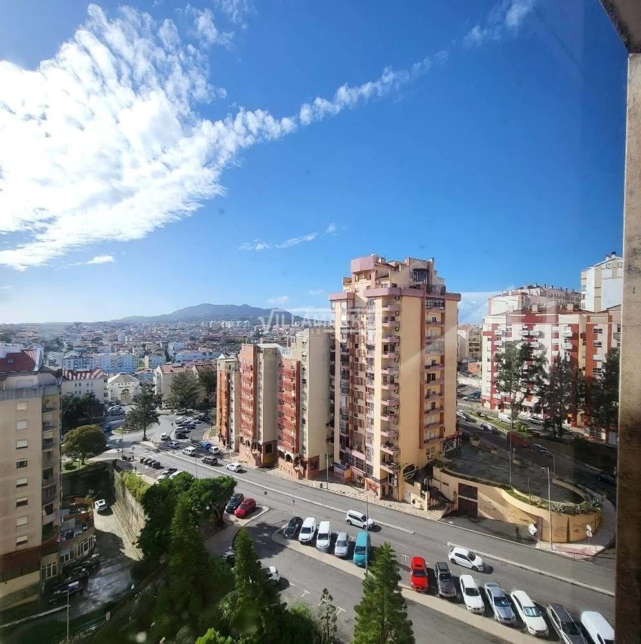 Apartamento T2 para Venda em Algueirão-Mem Martins Foto 3