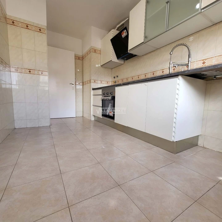 Apartamento T2 para Venda em Algueirão-Mem Martins Foto 6