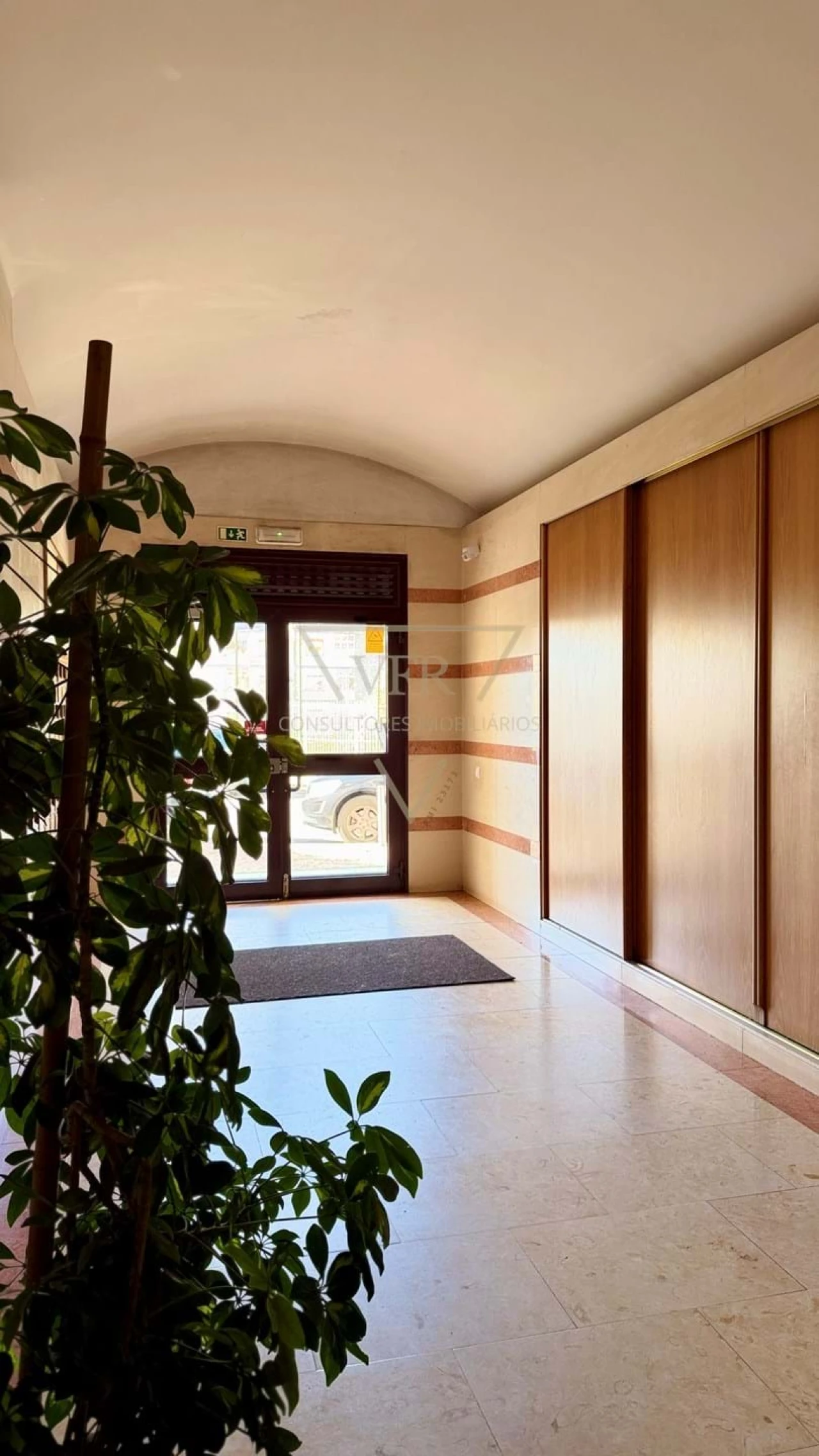 Apartamento T3 para Venda em Agualva e Mira-Sintra Foto 36