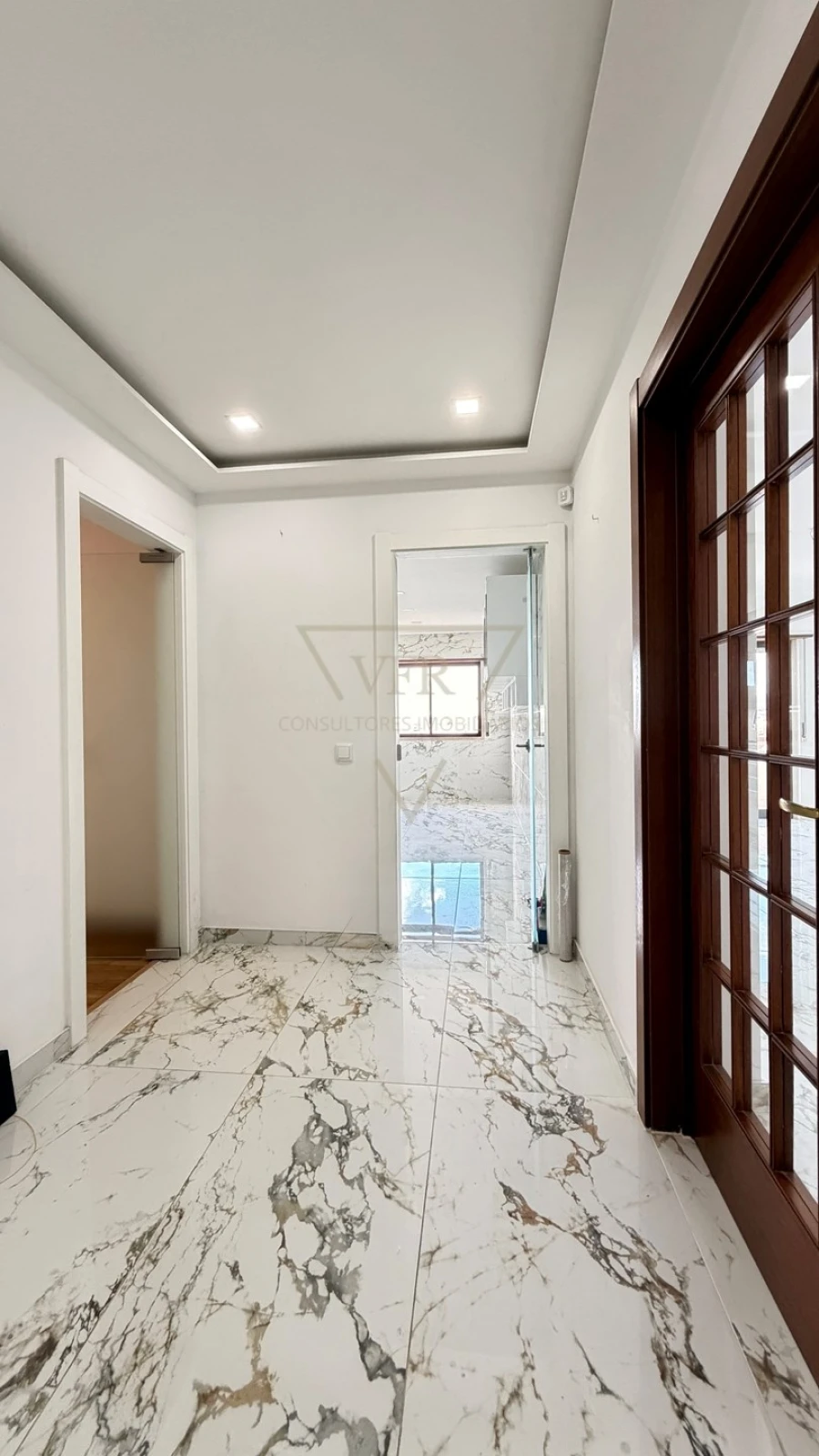 Apartamento T3 para Venda em Agualva e Mira-Sintra Foto 17