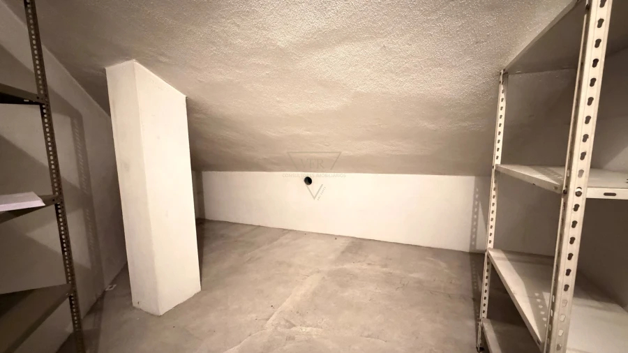 Apartamento T3 para Venda em Agualva e Mira-Sintra Foto 39