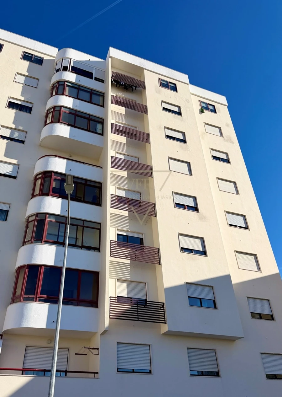 Apartamento T3 para Venda em Agualva e Mira-Sintra Foto 38