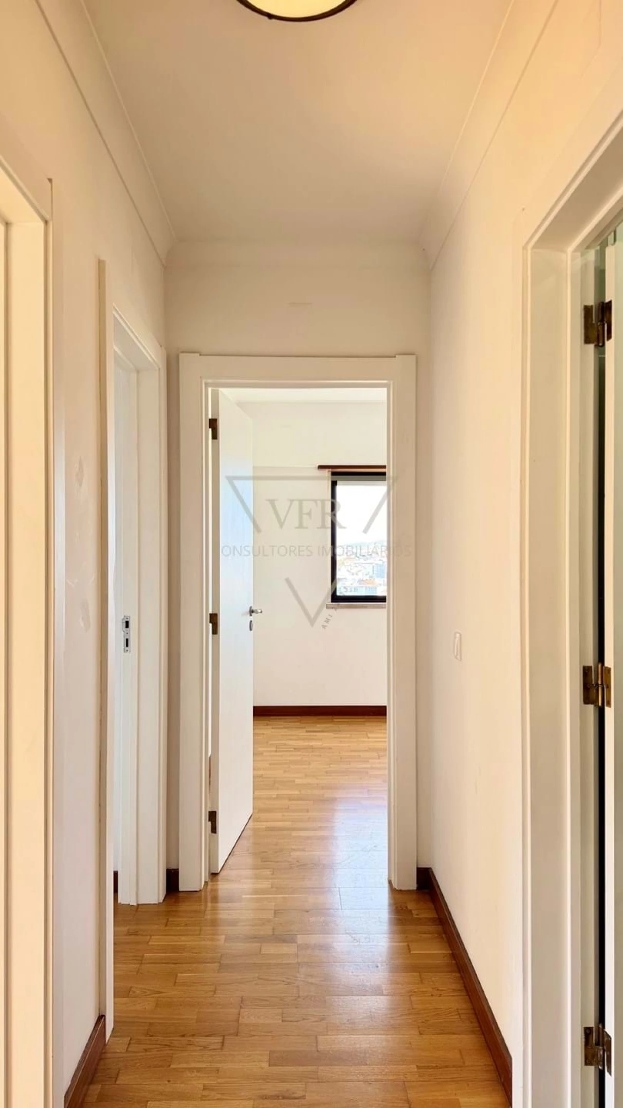 Apartamento T3 para Venda em Agualva e Mira-Sintra Foto 21