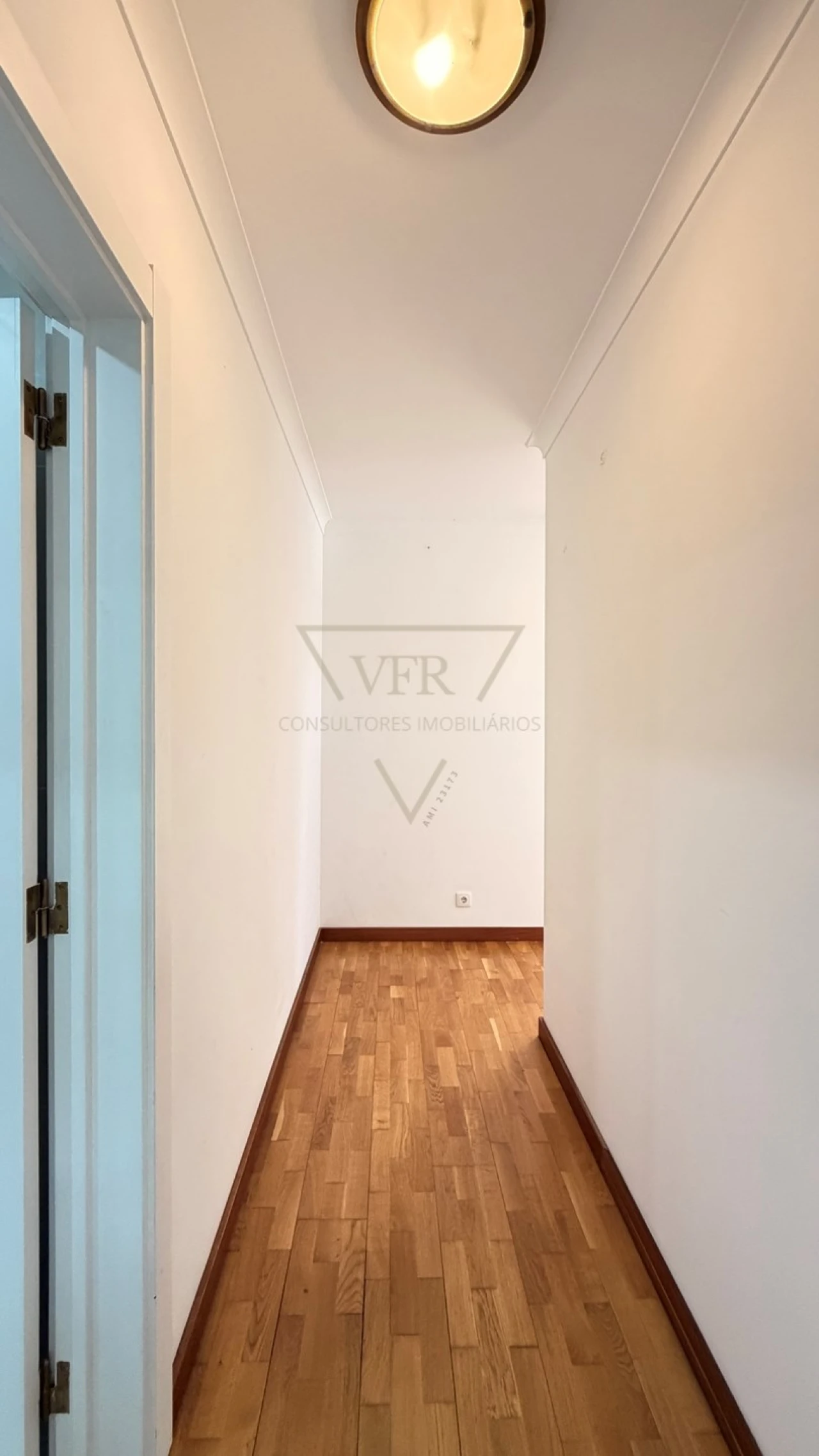 Apartamento T3 para Venda em Agualva e Mira-Sintra Foto 18