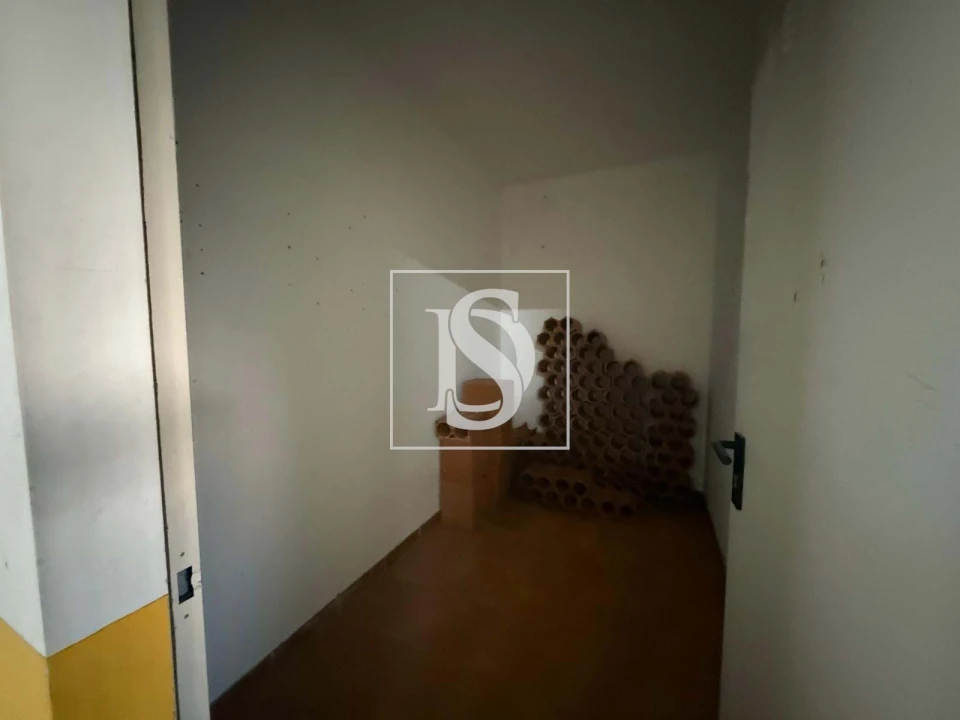 Garagem para Venda em Marvila, Ribeira Santarém, São Salvador, São Nicolau Foto 11