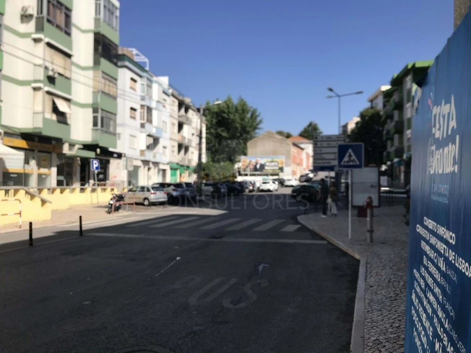 Negócio para Arrendamento em Santa Iria de Azoia, São João da Talha e Bobadela Foto 2