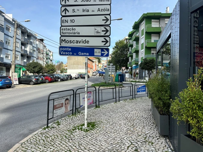 Negócio para Arrendamento em Santa Iria de Azoia, São João da Talha e Bobadela Foto 29