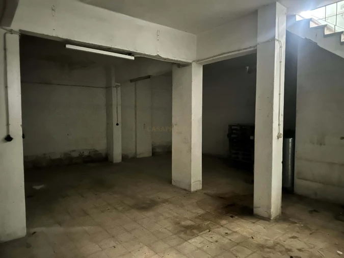 Negócio para Arrendamento em Santa Iria de Azoia, São João da Talha e Bobadela Foto 23