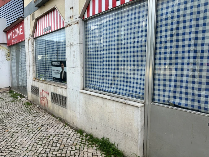 Negócio para Arrendamento em Santa Iria de Azoia, São João da Talha e Bobadela Foto 4